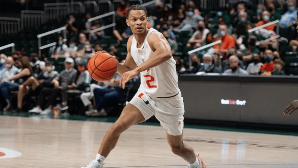 Major plays during March Madness rivalry matchup Major plays during March Madness rivalry