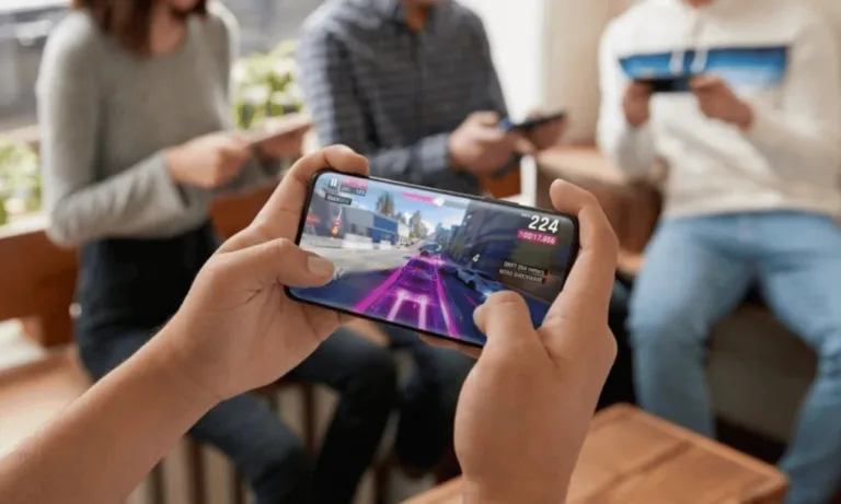 Top Games to Play on the Phone with Someone for Fun 1 games to play on the phone with someone