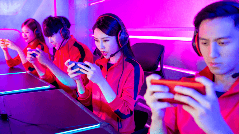 Enjoy Classic OG Mobile Games on Your Smartphone 1 OG Mobile Games