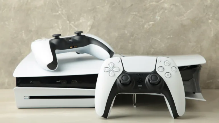 how to play humanity card game: Play Like a Pro 2 How to Play Xbox Games on PC